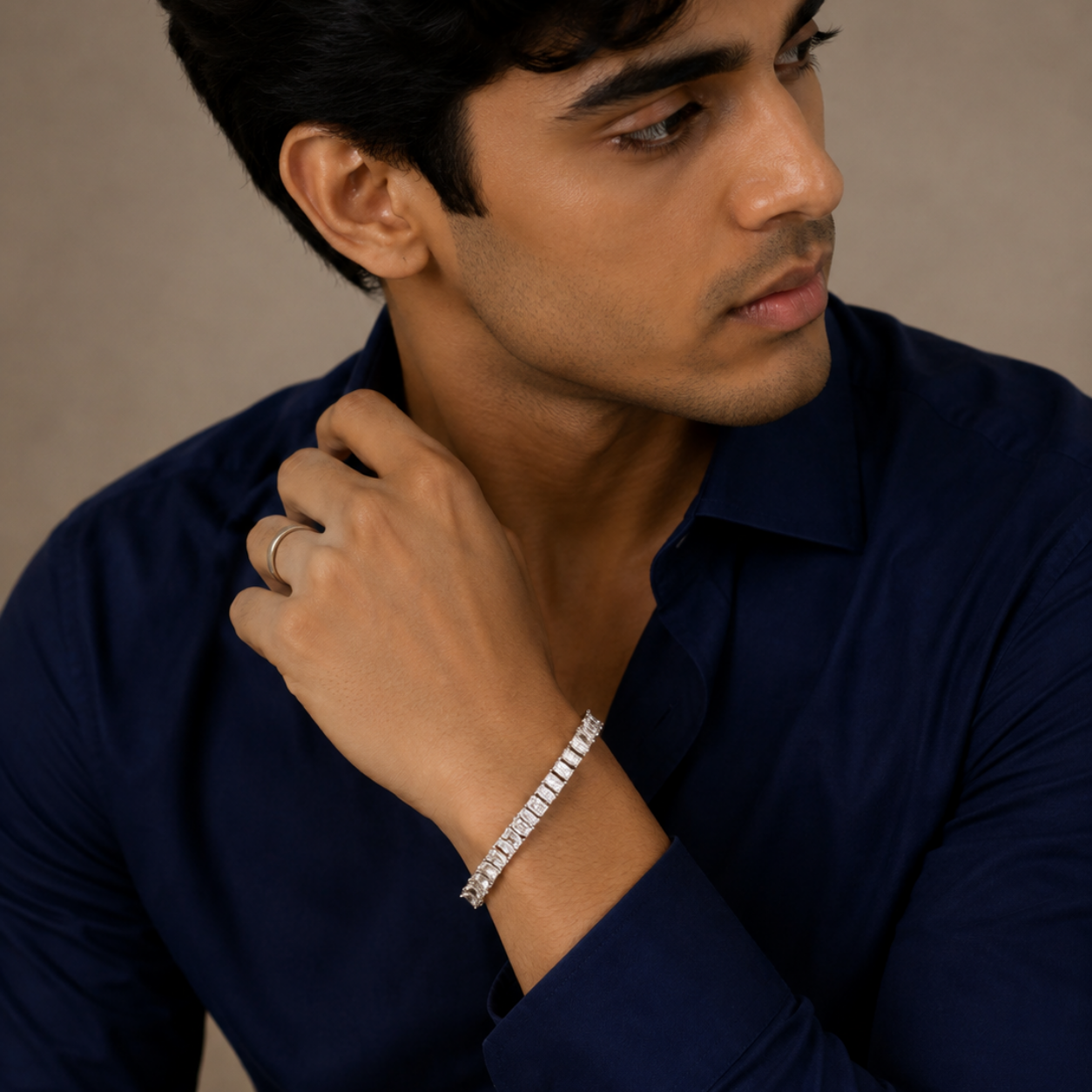 Sleek Line Silver Bracelet