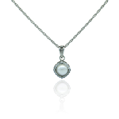 Crowned Pearl